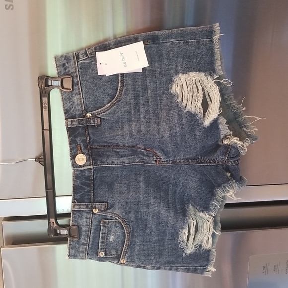 💕STS BLUE💕 Maya Ripped High Waist Shorts ~ Redstone 26 NWT - Picture 6 of 16